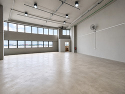 Carros Centre (D25), Factory #588989151